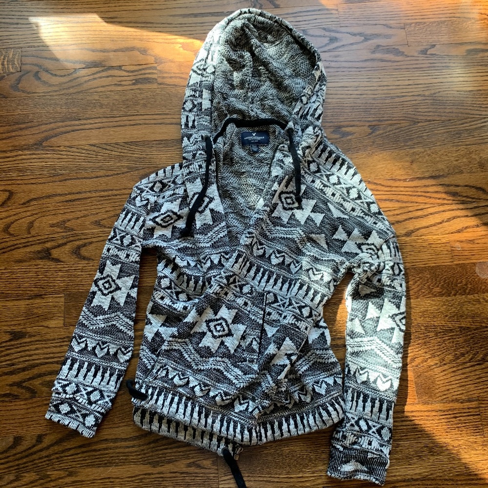 Patterned Zip Up Sweatshirt